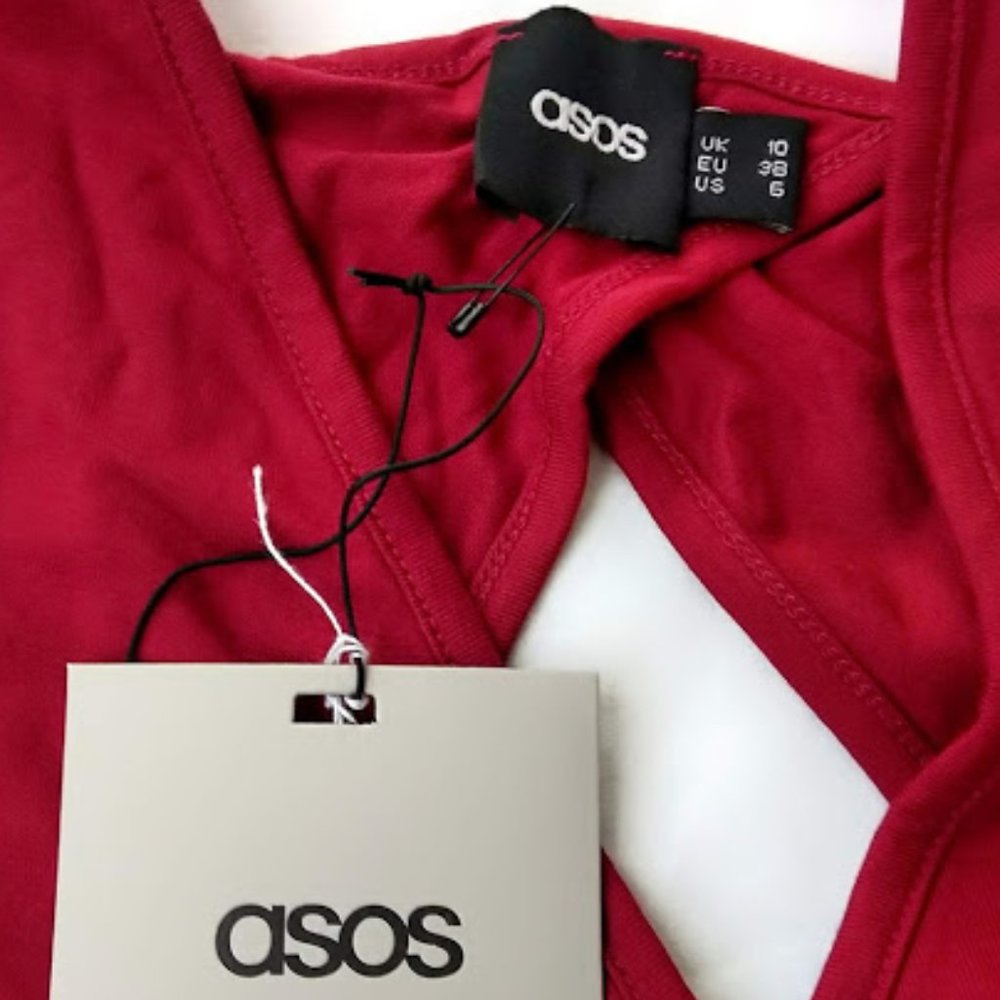 Keyhole Back Jumpsuit - Picture 7 of 7